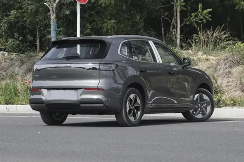 13万级纯电SUV较量！零跑C10、银河E5、海狮06EV齐聚，家用选谁？