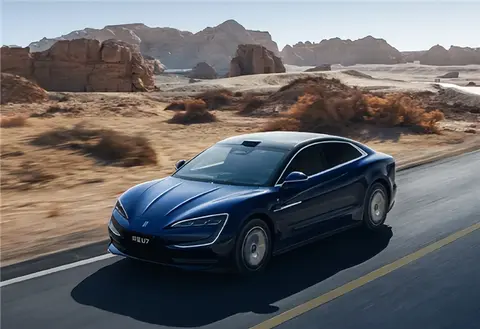 仰望U7 V2.0 OTA升级