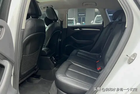 奥迪A3价格崩盘！9.9万开走“四个圈”，是捡漏还是接盘？
